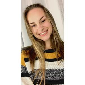 Meet your Posher, Alyssa